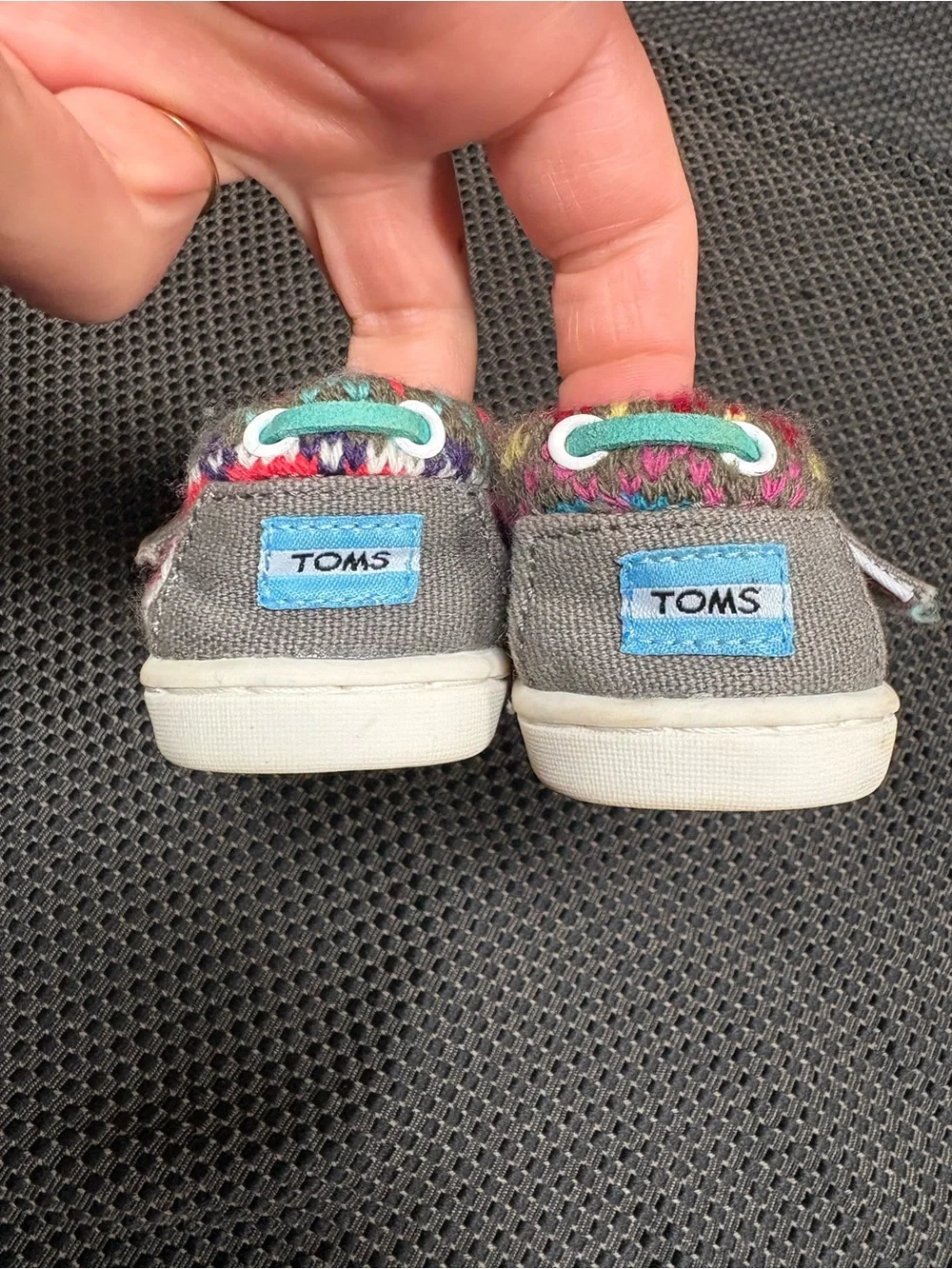 TOMS Tiny Alpargata size 3 baby girls